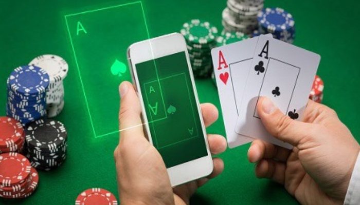 Kelebihan dan Kekurangan Bermain Poker Online